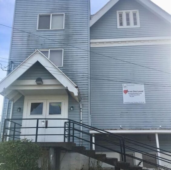 310 Gladstone St