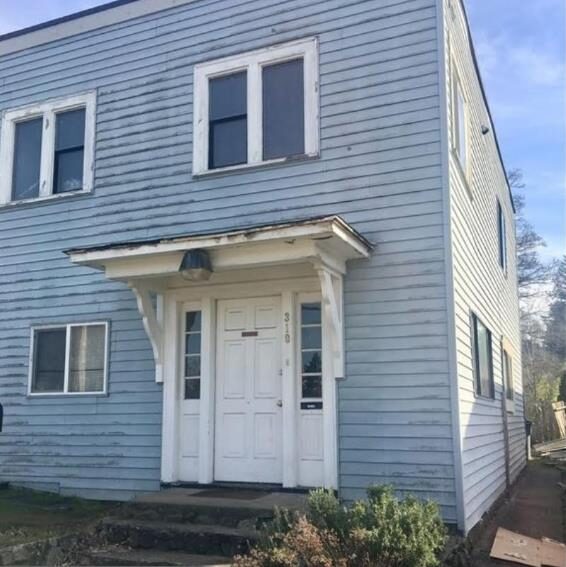 310 Gladstone St