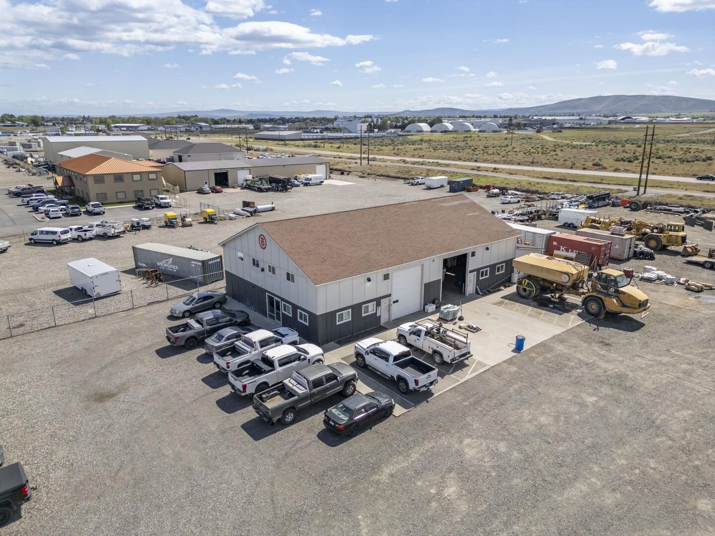 2213 Henderson Loop