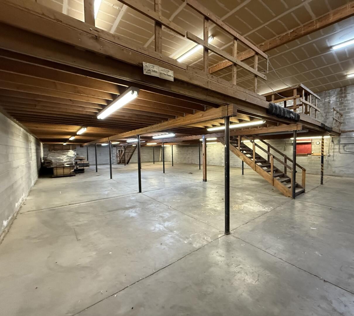 206 Fig St