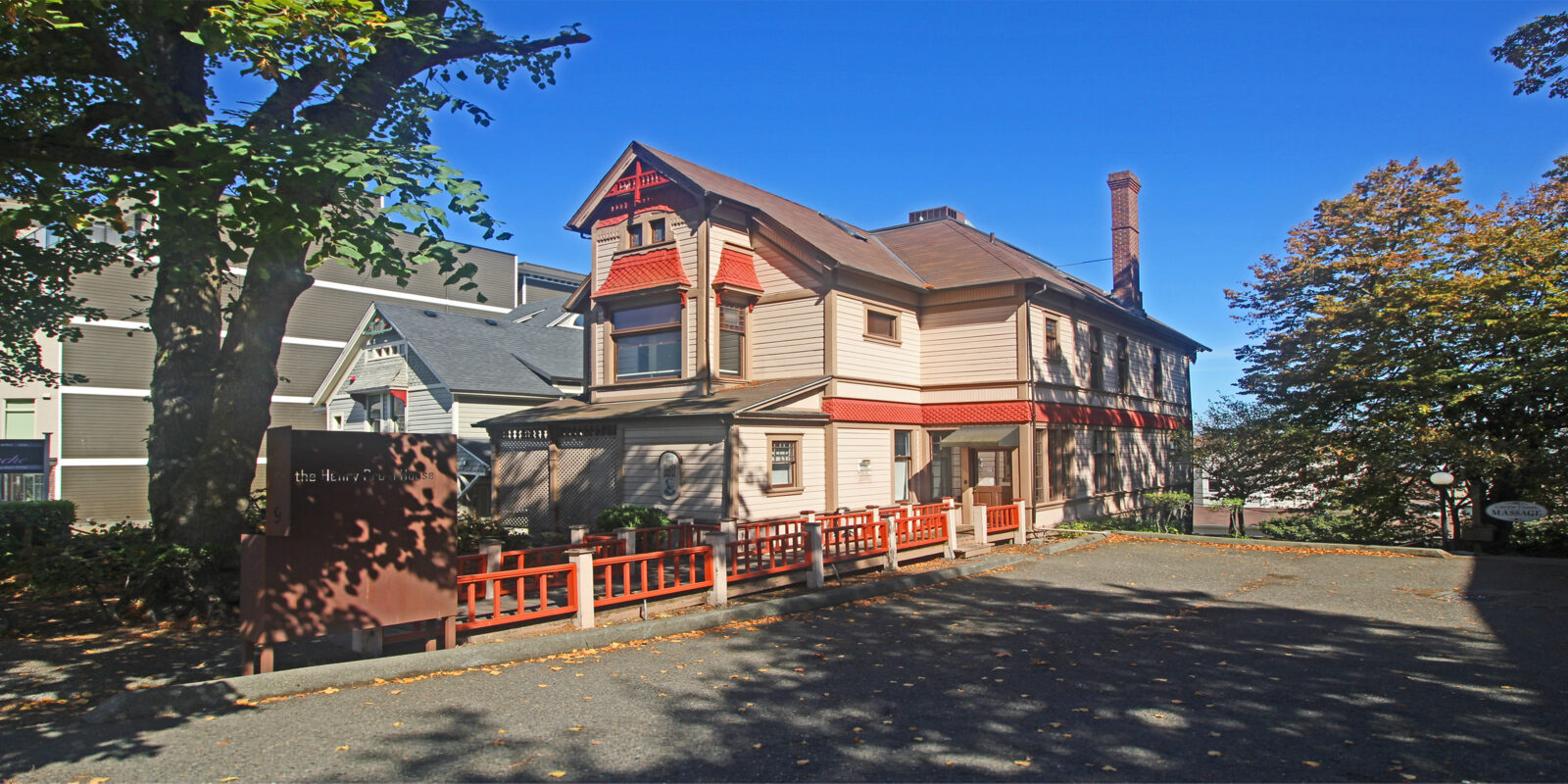 9 St Helens Ave D2