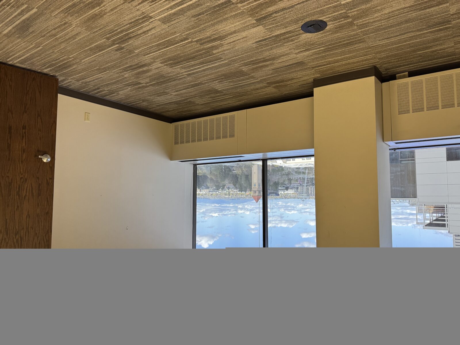 601 W Main Ave 1015