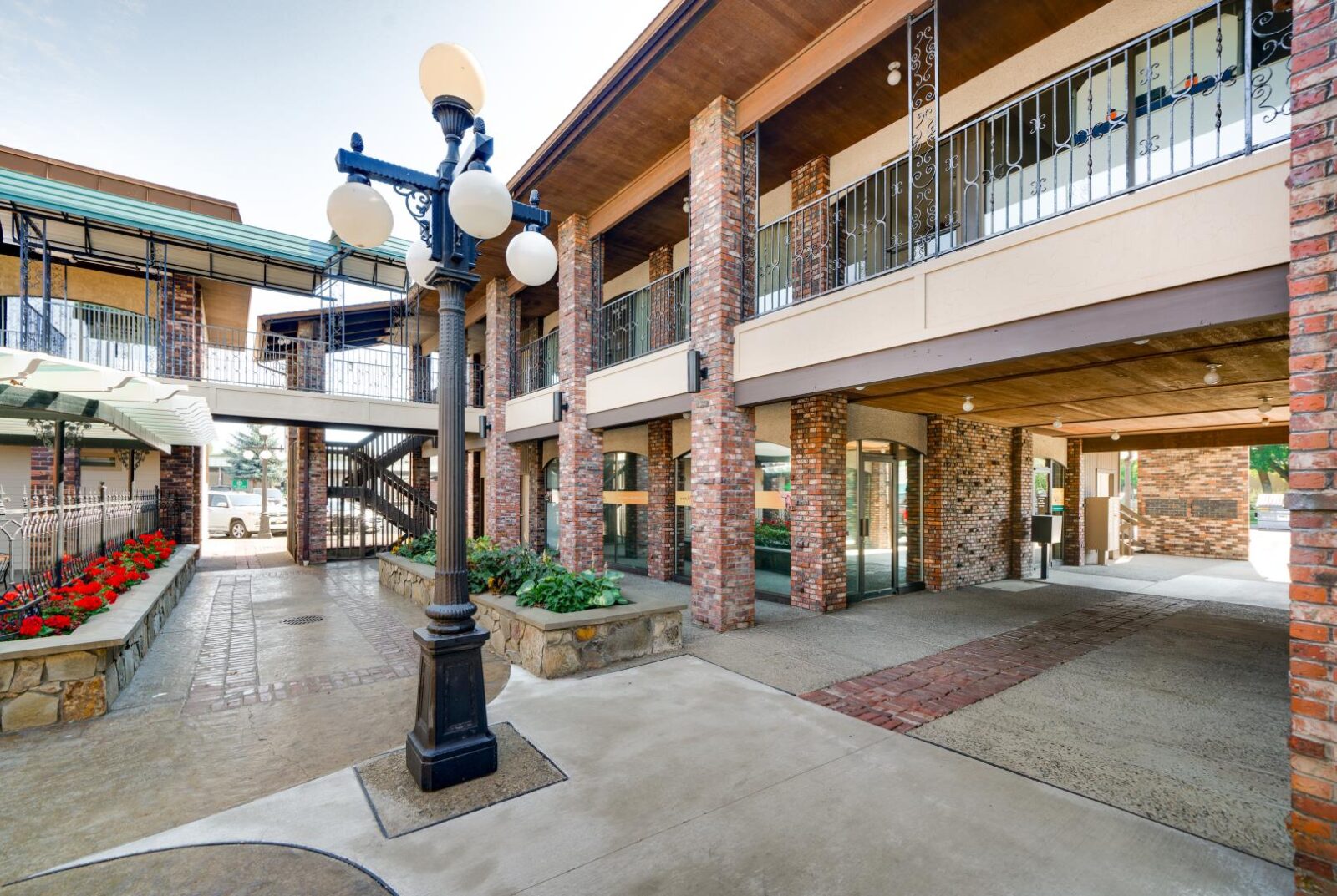 1014 N Pines Rd 203