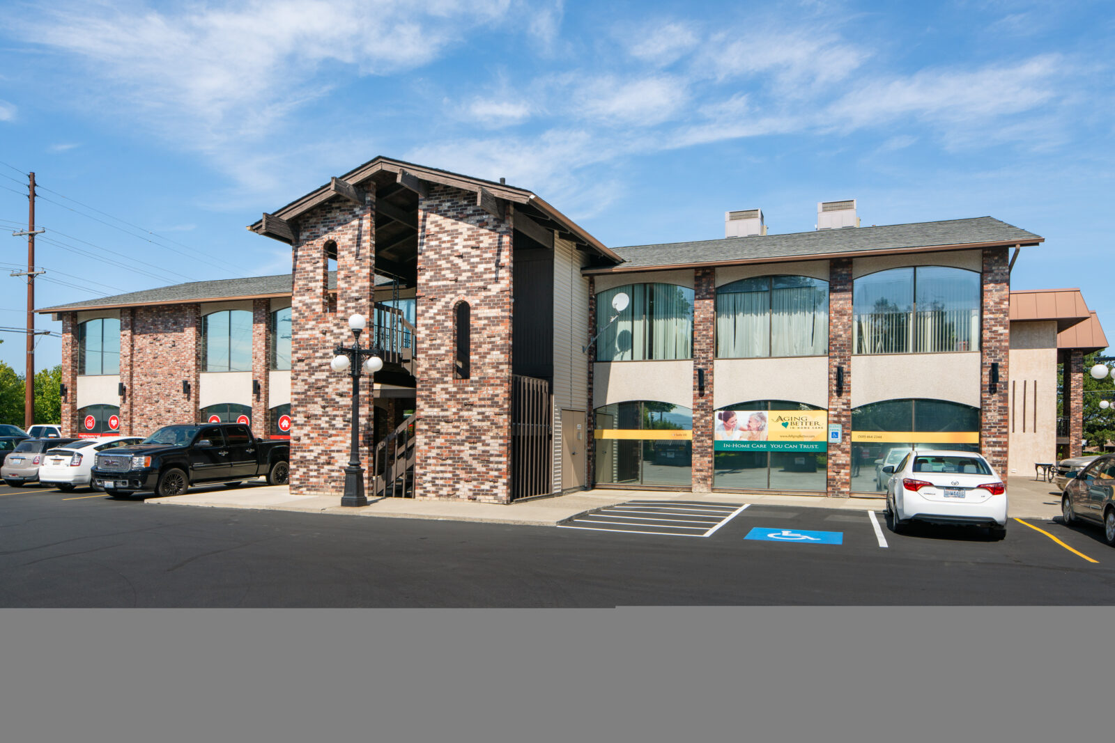 1014 N Pines Rd 203