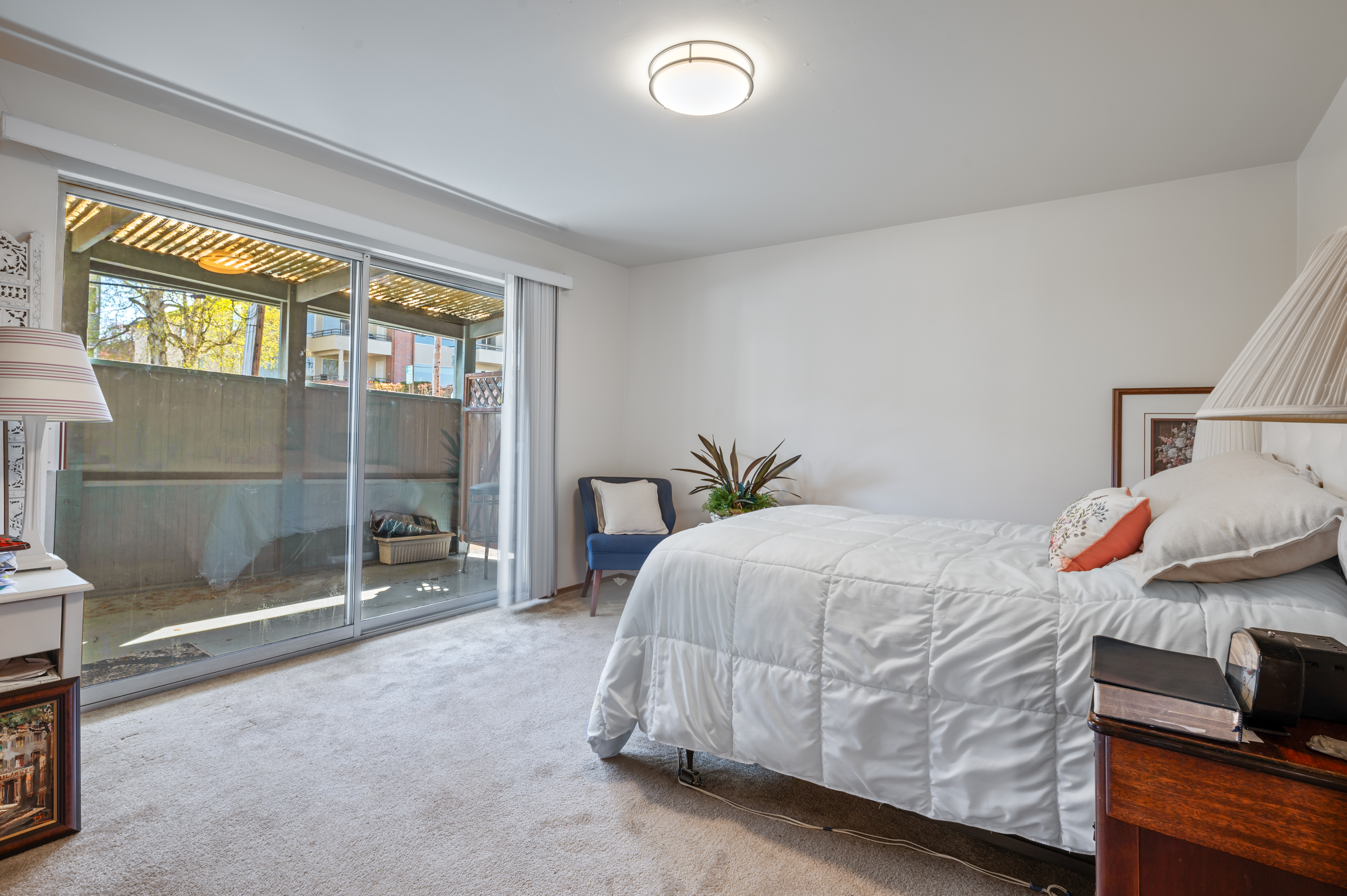 318 3rd Ave S