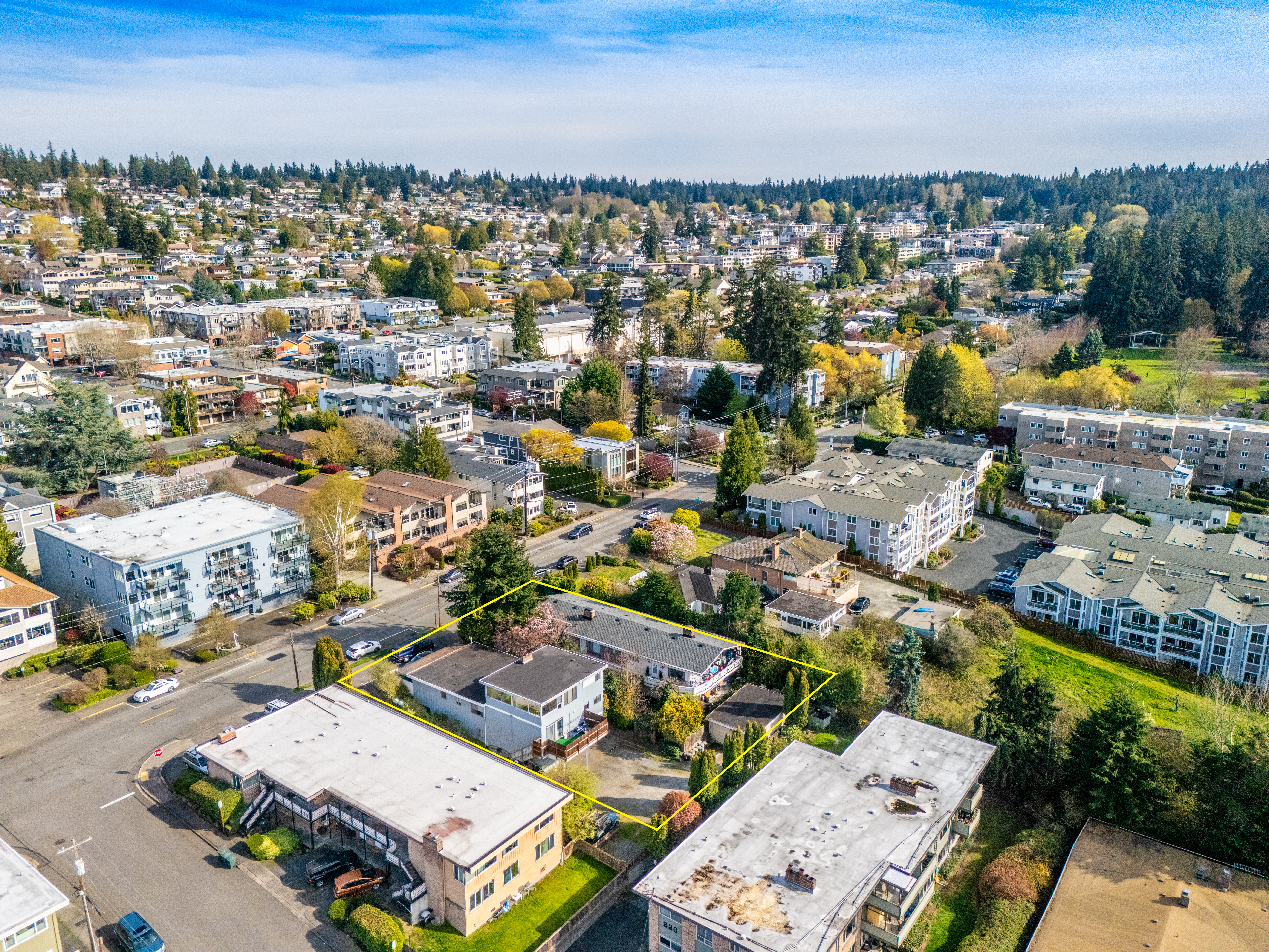 318 3rd Ave S