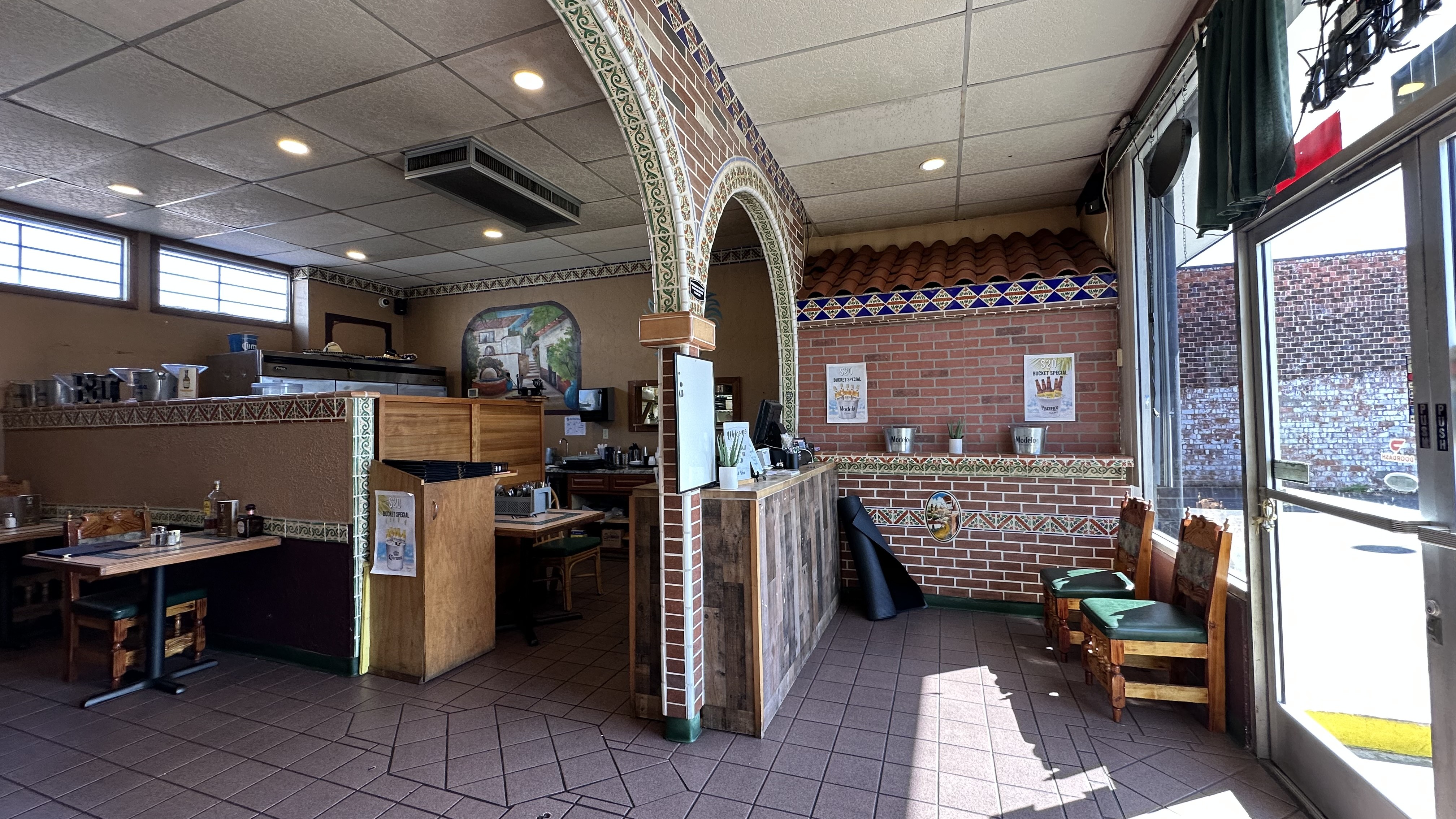 300 Pacific Ave S