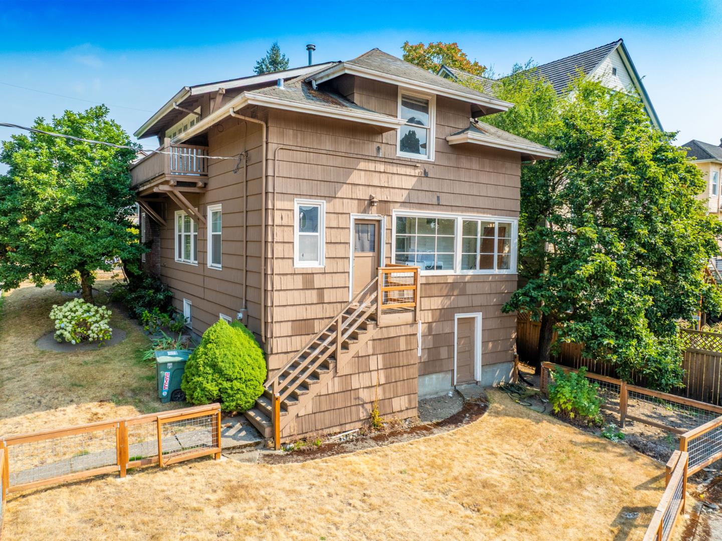 1303 13th Ave S