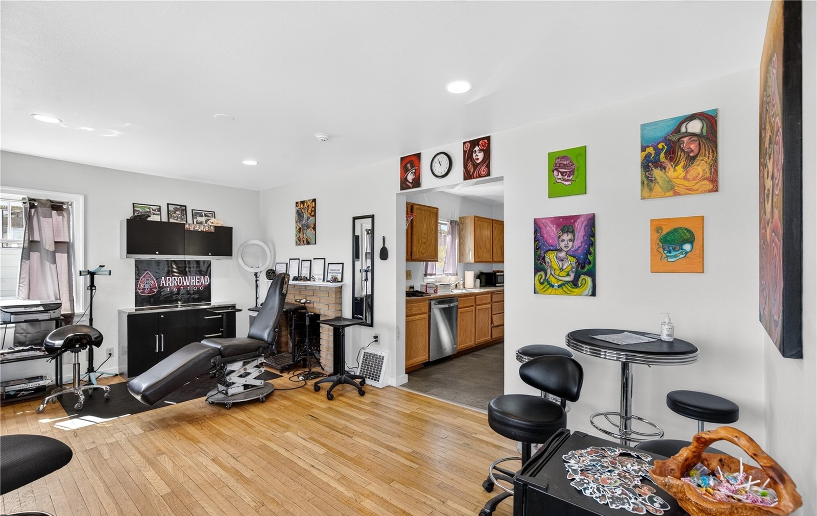 338 S Mission St