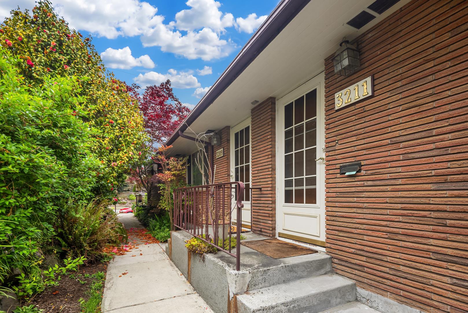 3207 NW 64th St
