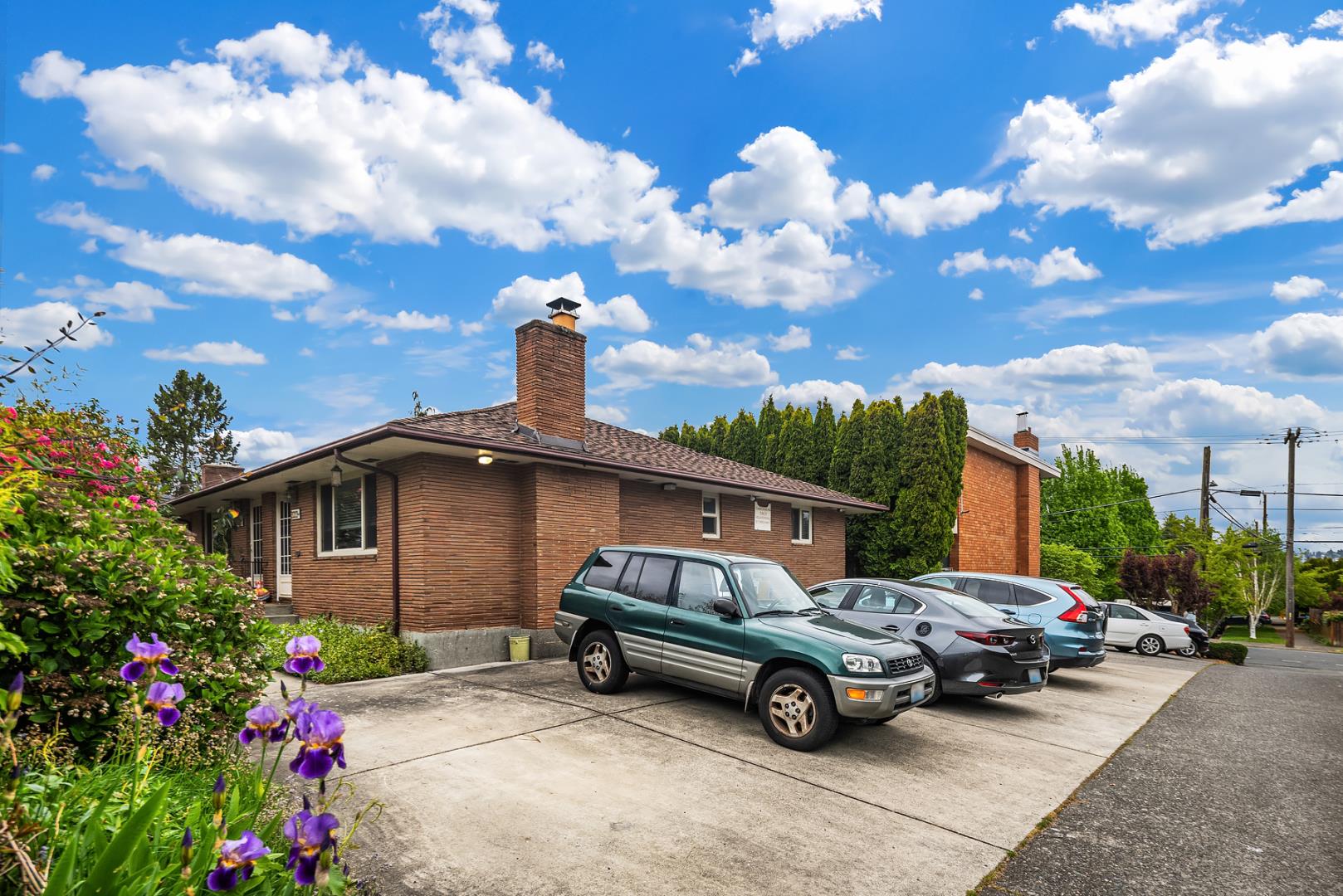 3207 NW 64th St