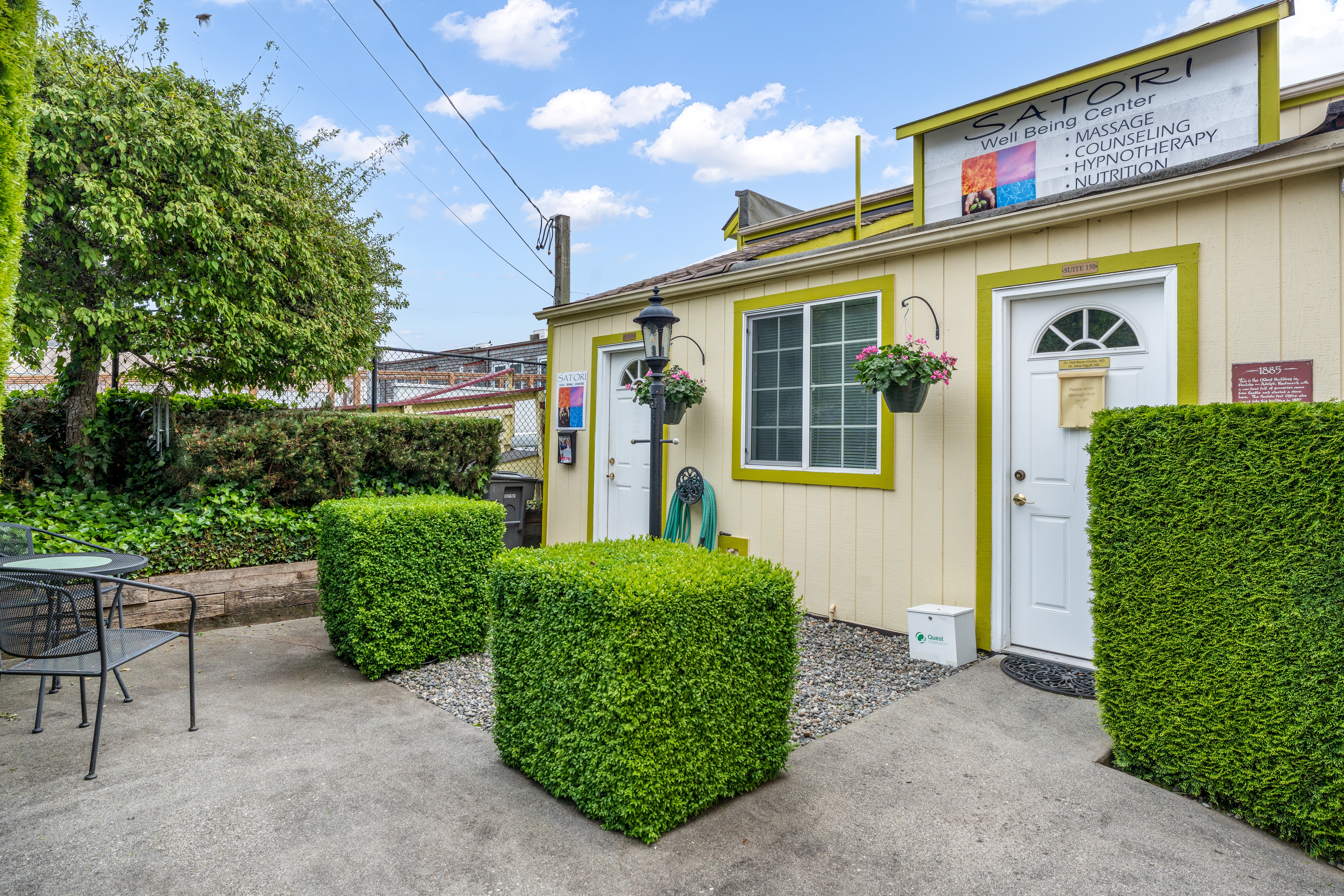 18978 Front St NE